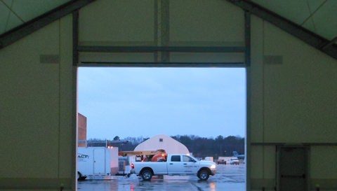 Wiki_fabric-hangar-overhead-door-truck-trailer-